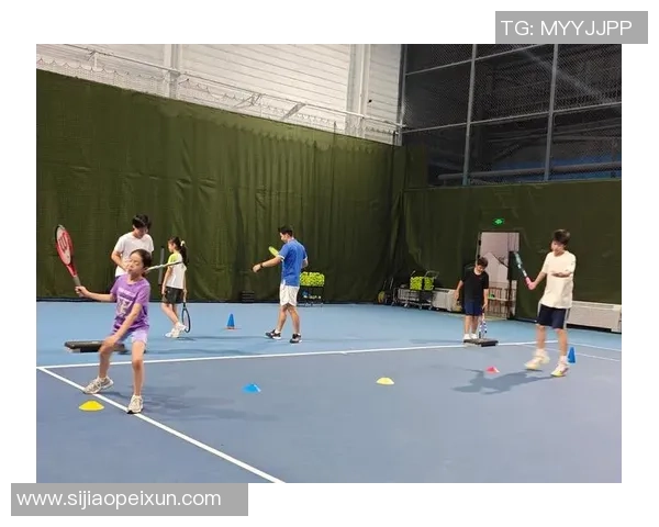 南京网球队逆袭之路揭秘：从默默无闻到世界锦标赛的辉煌时刻